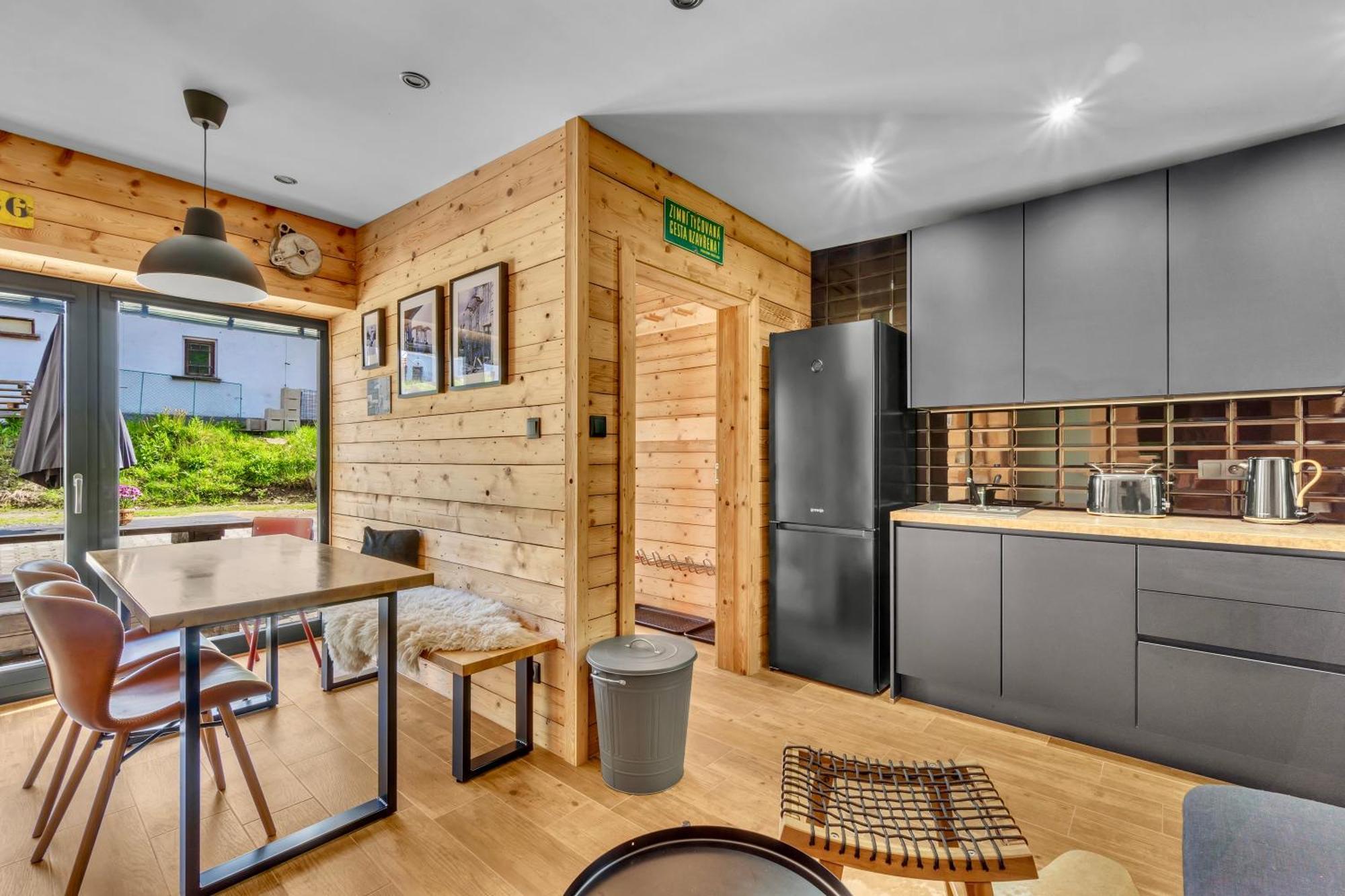 Apartments Von-Roll โรกีนีซ นัด ยีเซอโร ภายนอก รูปภาพ